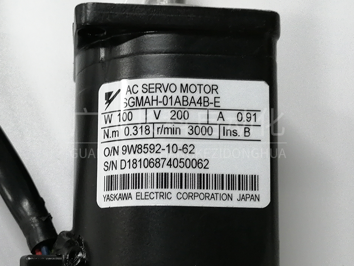 安川小型伺服電機(jī)SGMAH-01ABA4B-E 安川小型伺服電機(jī)SGMAH-01ABA4B-E