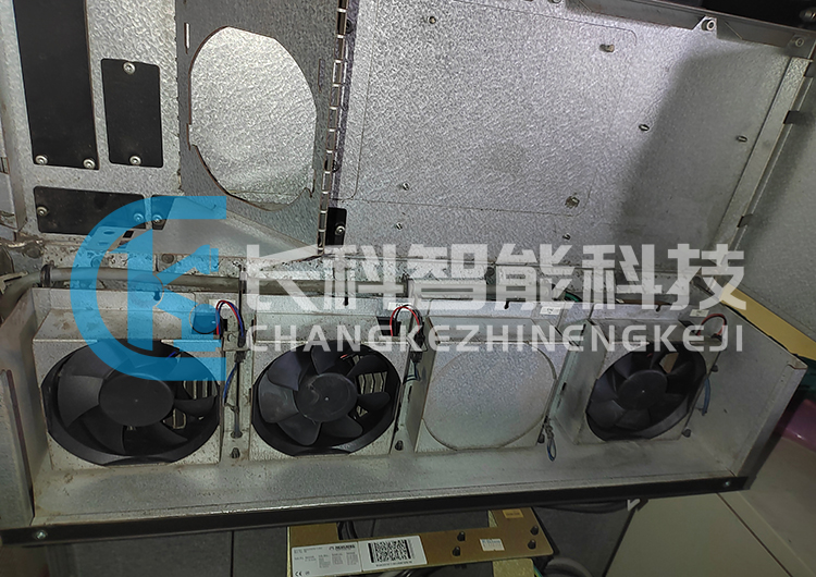 ABB機(jī)械手保養(yǎng)前后對(duì)比圖 ABB機(jī)械手保養(yǎng)前后對(duì)比圖