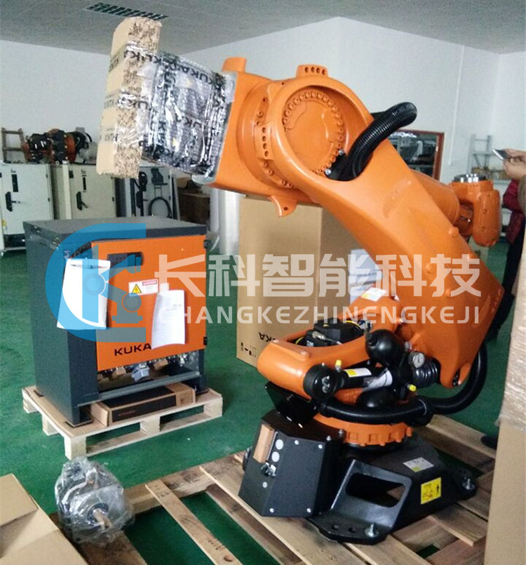 庫(kù)卡機(jī)械手KR210 R2700平衡缸00-207-218 庫(kù)卡機(jī)械手KR210 R2700平衡缸00-207-218