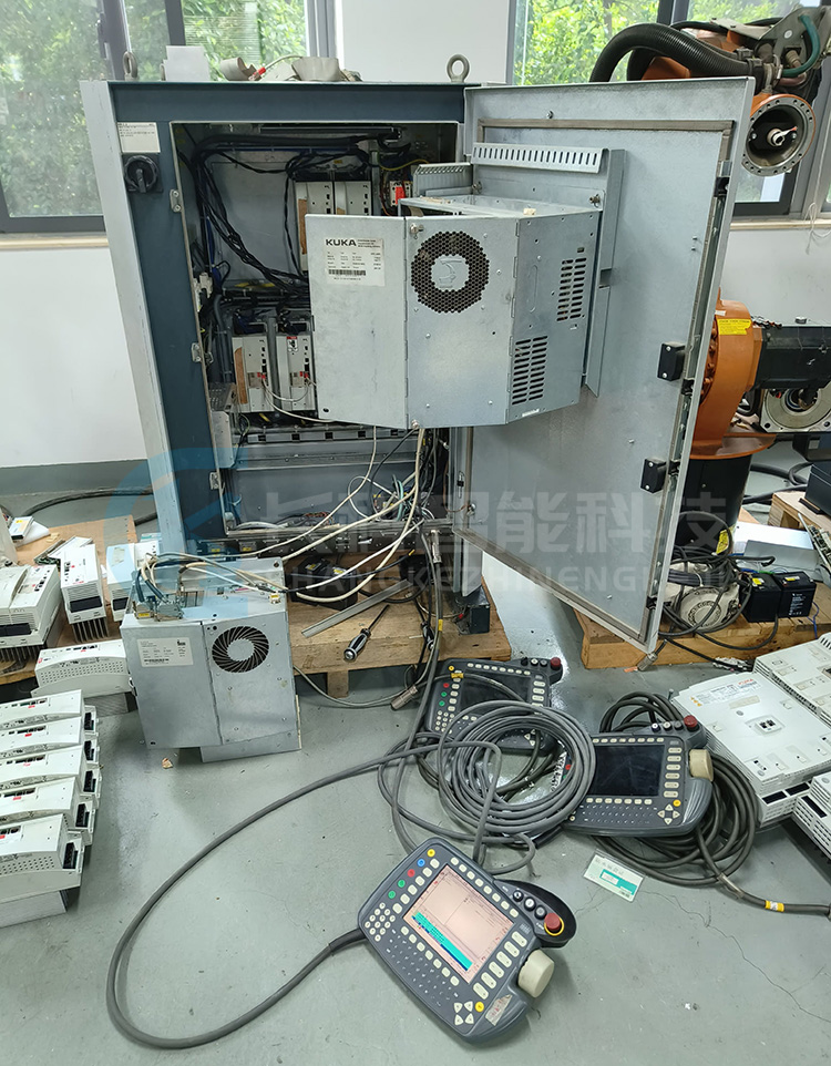 庫卡KRC2 KPC ed05主機(jī)00-199-777