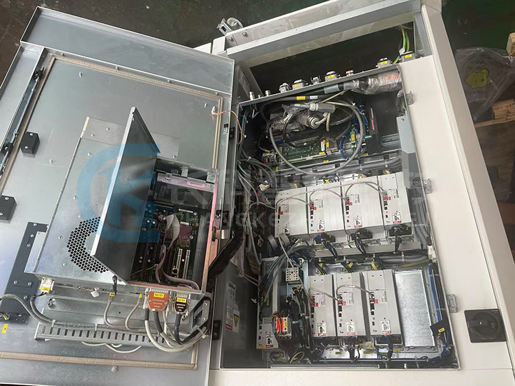 KUKA庫卡KR C2機(jī)器人KR240 Med AX