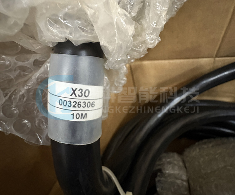 庫(kù)卡機(jī)械臂動(dòng)力線纜00-326-306 X30